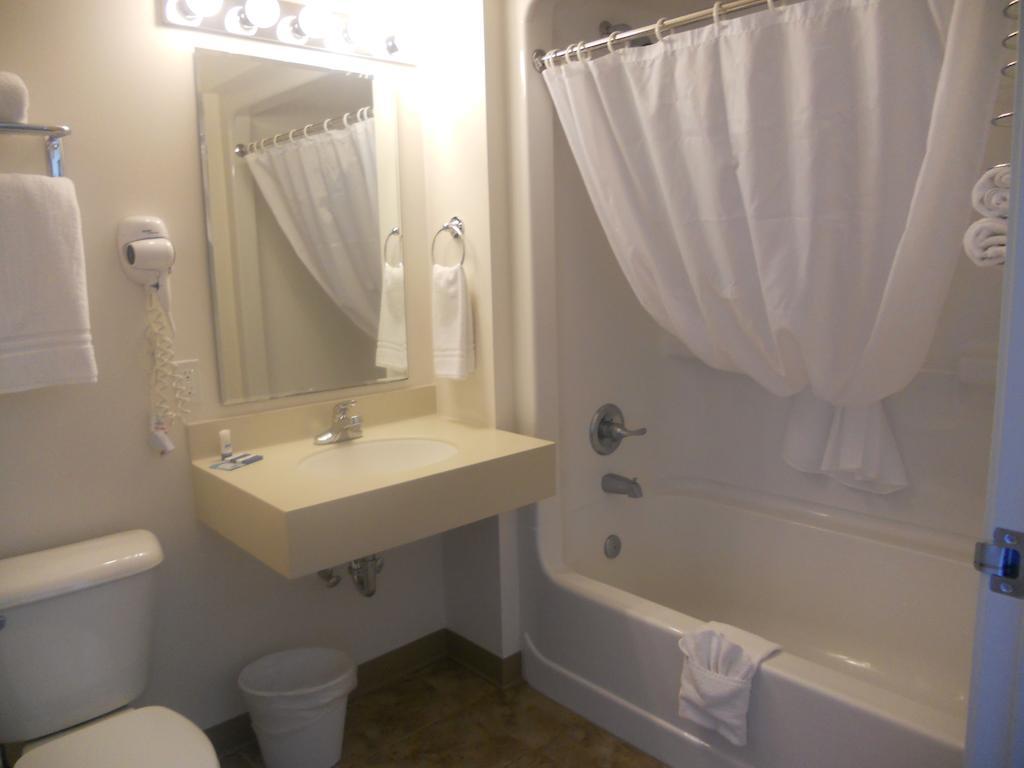 Coho Motel Kewaunee Kamer foto