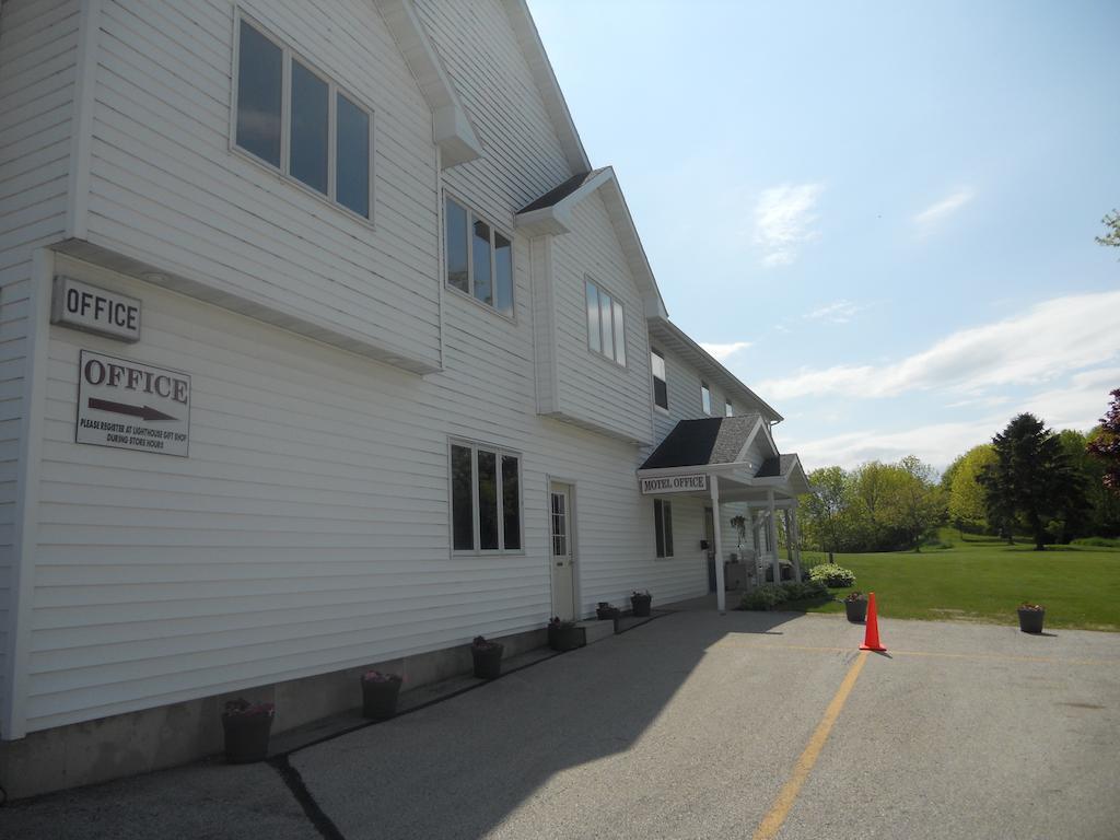 Coho Motel Kewaunee Buitenkant foto